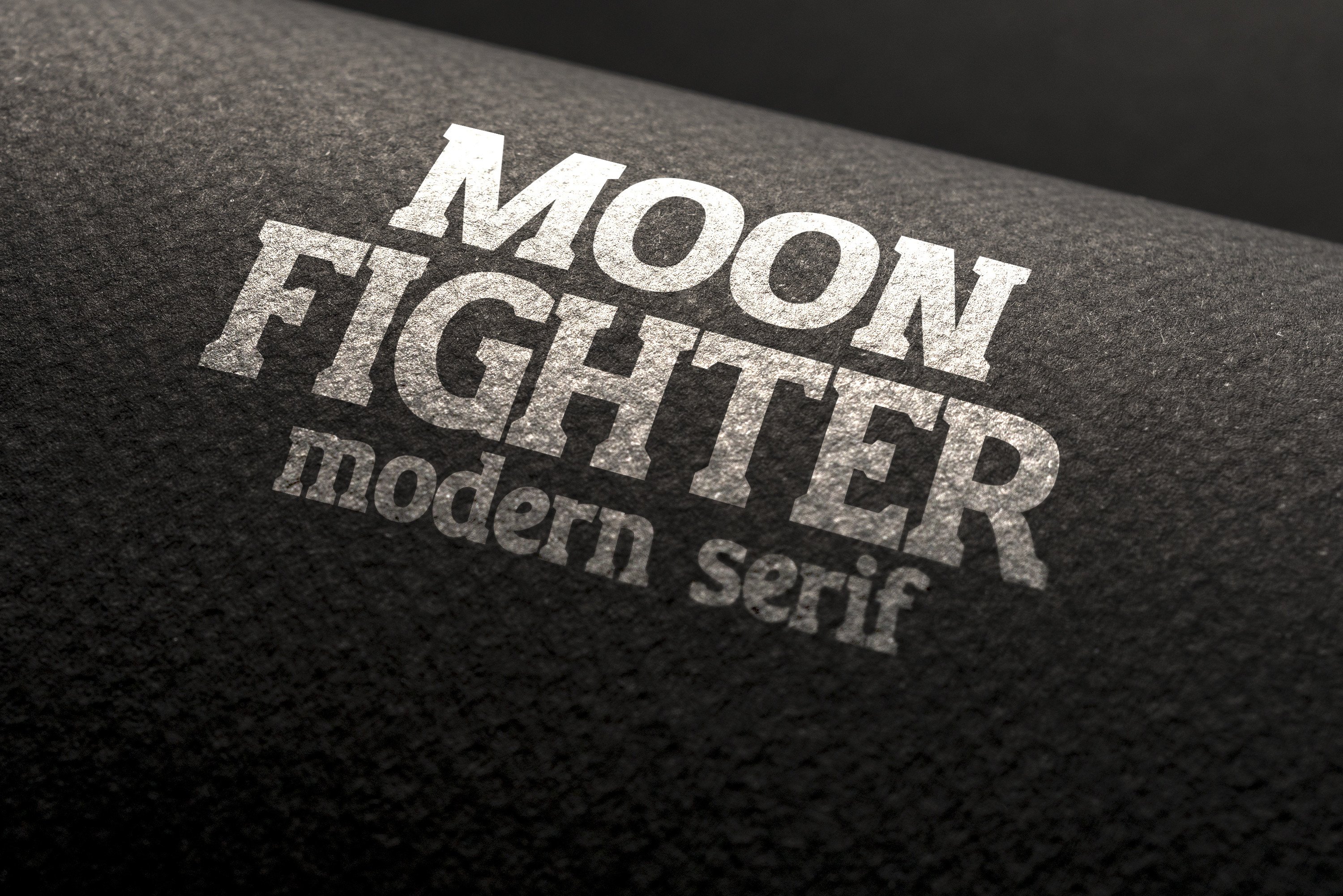 Moon Fighter: A Modern Serif Font for Digital Design